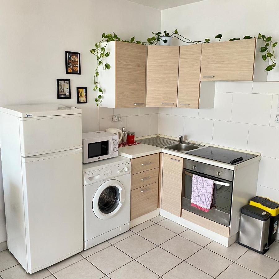 F2 - Lovely Two Bedrooms Flat Sea View, St Julians Saint Julian's 외부 사진
